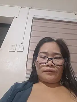 Snapshot of WinterMelon88 chatting on March 19, 3:05 pm WinterMelon88 online show from March 19, 3:05 pm