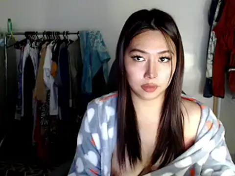 urqueendominant online show from February 21, 3:45 am