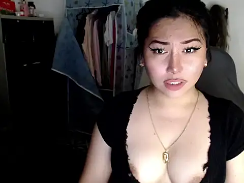 urqueendominant online show from September 15, 3:28 am