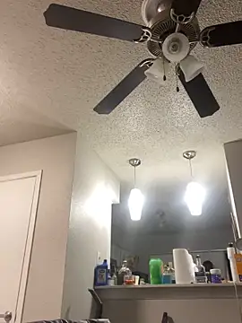 Snapshot of bosstang770 chatting on November 27, 6:26 am bosstang770 online show from November 27, 6:26 am