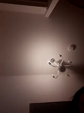 Snapshot of Tinka-Bella-Privat chatting on November 7, 8:47 am Tinka-Bella-Privat online show from November 7, 8:47 am