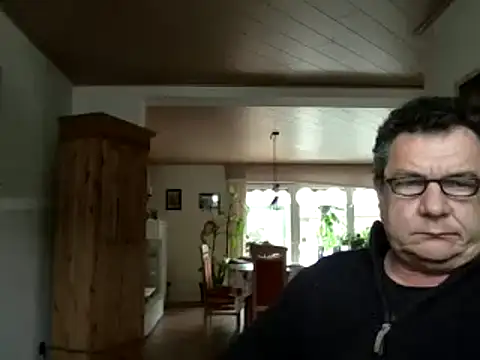 Nobbie444 online show from March 24, 1:05 pm