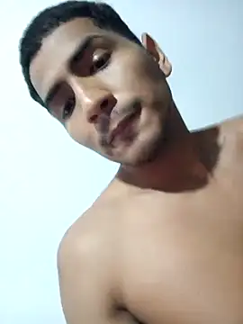 Snapshot of riquer09 chatting on March 25, 12:27 am riquer09 online show from March 25, 12:27 am