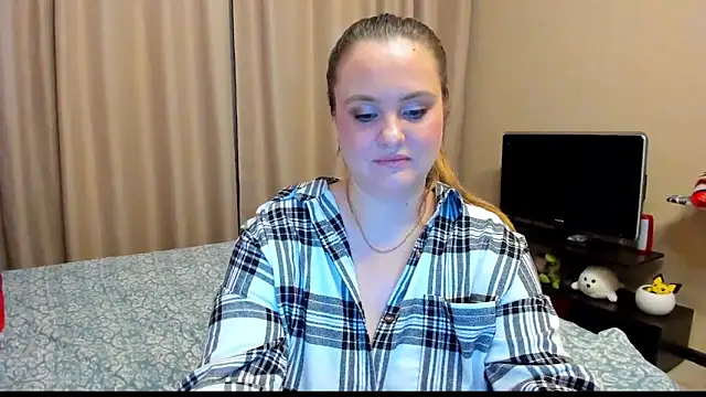 AlanaBrox online show from December 3, 11:24 pm