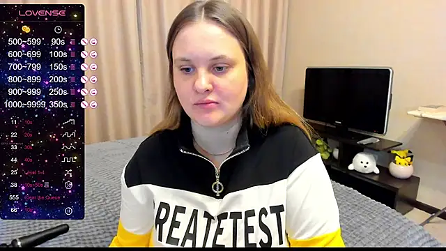 AlanaBrox online show from February 9, 2:40 pm