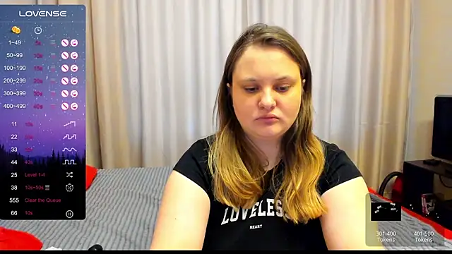 AlanaBrox online show from March 16, 2:55 pm