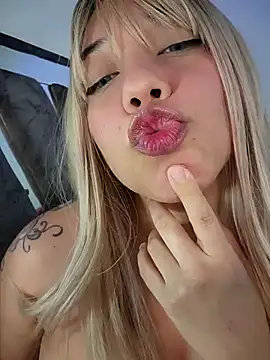 miafresa hot online show from March 8, 12:00 am