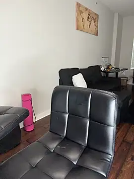 TilaTotti online show from February 14, 9:22 pm