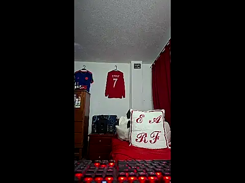Snapshot of ALBEIROFOOTBALL1992 chatting on May 4, 4:41 am ALBEIROFOOTBALL1992 online show from May 4, 4:41 am