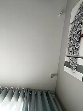 DoriDeluxe66 online show from February 23, 11:44 am