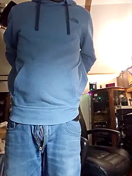 chosen923 online show from December 18, 2:01 pm