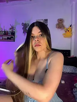 Snapshot of carolina16love chatting on July 7, 7:29 pm carolina16love online show from July 7, 7:29 pm