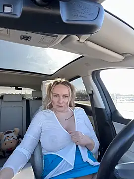 Bondgirl 013 online show from February 9, 9:16 am