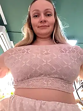 Bondgirl 013 online show from April 23, 4:31 pm