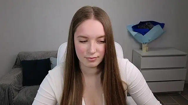 Snapshot of EvaMaddison chatting on February 4, 6:04 am EvaMaddison online show from February 4, 6:04 am
