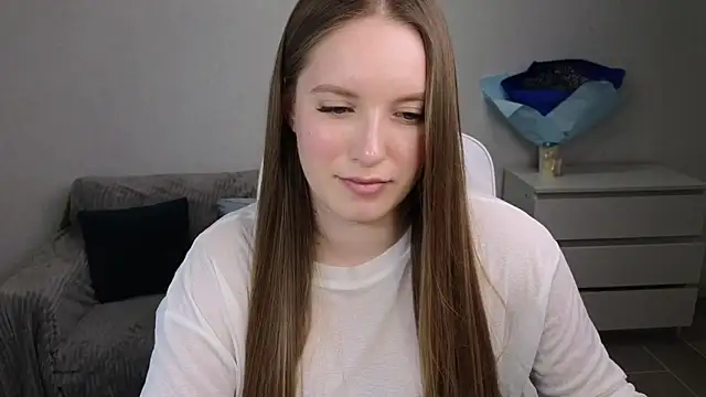 Snapshot of EvaMaddison chatting on March 1, 7:26 pm EvaMaddison online show from March 1, 7:26 pm