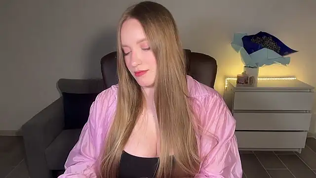 EvaMaddison online show from July 19, 10:13 pm