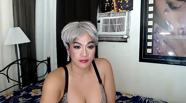 UrhotGoddess online show from February 27, 6:09 pm