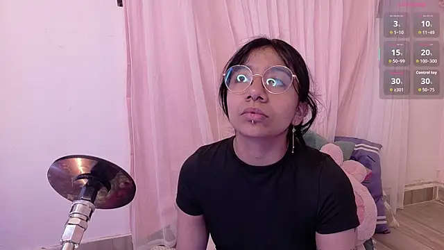 Nami usagi online show from June 11, 5:11 pm