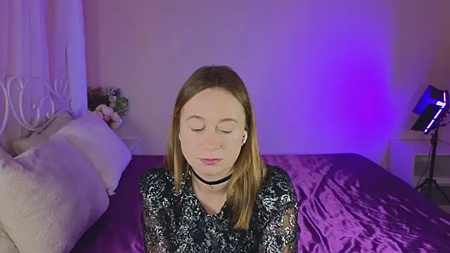 BrookeEvans online show from February 9, 9:49 pm