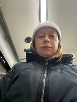 BrookeEvans online show from March 21, 6:51 pm