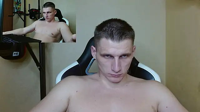 Snapshot of PoliglotJoe chatting on December 24, 3:16 am PoliglotJoe online show from December 24, 3:16 am