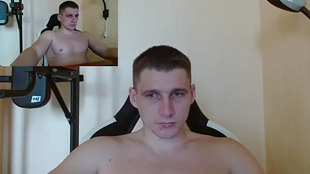 Snapshot of PoliglotJoe chatting on January 10, 12:15 pm PoliglotJoe online show from January 10, 12:15 pm