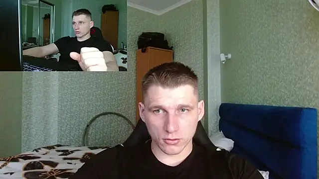 Snapshot of PoliglotJoe chatting on January 22, 11:12 am PoliglotJoe online show from January 22, 11:12 am