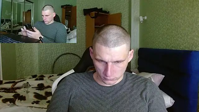 Snapshot of PoliglotJoe chatting on January 26, 9:29 am PoliglotJoe online show from January 26, 9:29 am