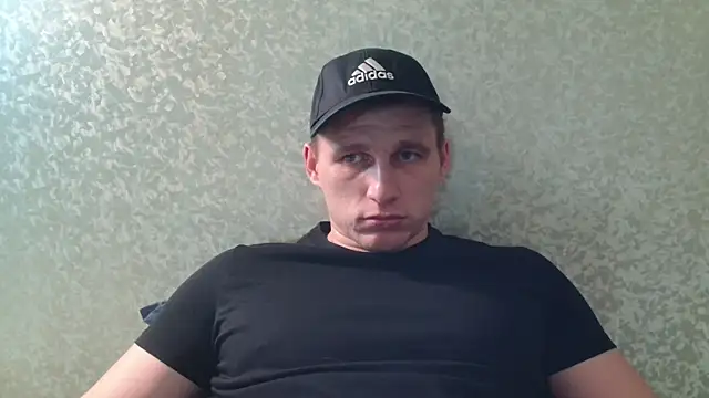 Snapshot of PoliglotJoe chatting on March 3, 11:46 pm PoliglotJoe online show from March 3, 11:46 pm