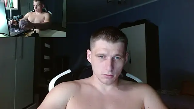 Snapshot of PoliglotJoe chatting on September 15, 1:16 am PoliglotJoe online show from September 15, 1:16 am