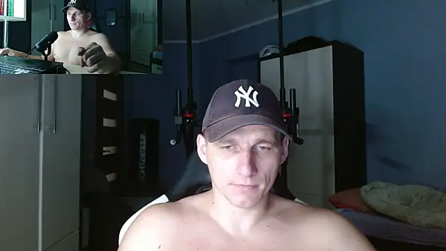 Snapshot of PoliglotJoe chatting on October 15, 5:46 pm PoliglotJoe online show from October 15, 5:46 pm