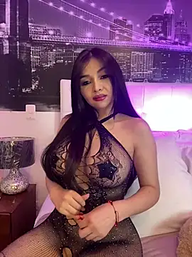 Snapshot of KateLatorre chatting on January 15, 11:40 pm KateLatorre online show from January 15, 11:40 pm