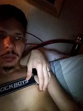 JuninhoPilati online show from November 13, 6:23 am