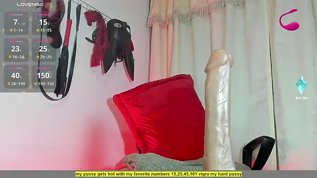 Carolina Stone online show from December 18, 1:37 am