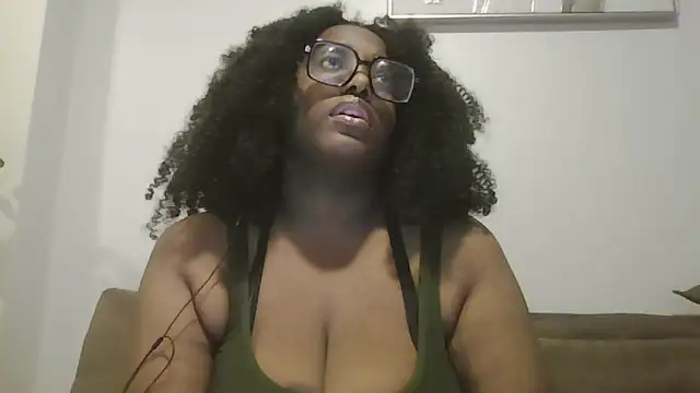 MissCC99 online show from April 14, 6:58 pm