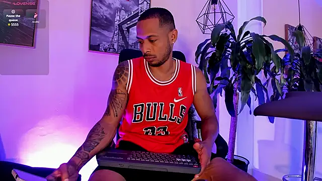 Sweet Alessandre online show from November 15, 7:43 pm