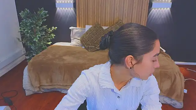 Snapshot of samantha_bss chatting on January 29, 2:32 pm samantha bss online show from January 29, 2:32 pm