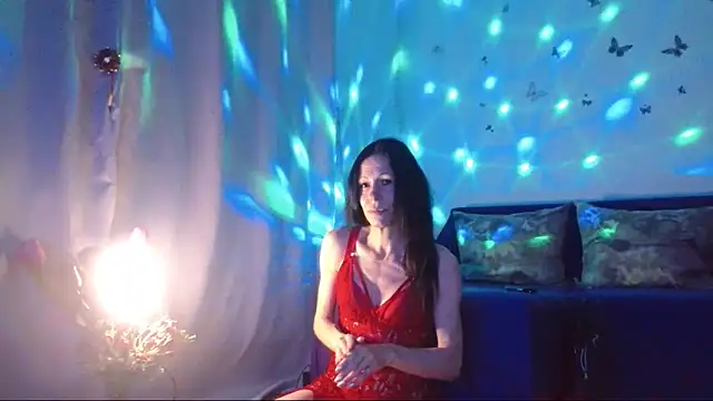 ElysaSun online show from February 1, 6:39 pm