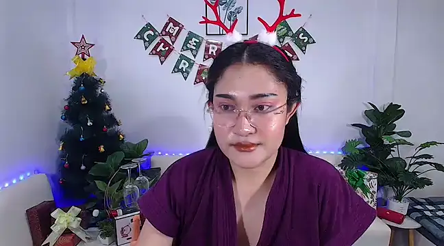 plysaithailand online show from December 12, 1:21 am