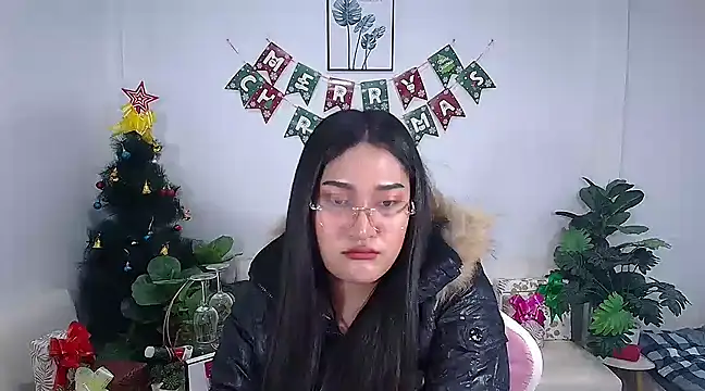 plysaithailand online show from January 13, 3:45 am