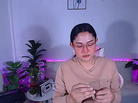 plysaithailand online show from October 21, 9:10 am