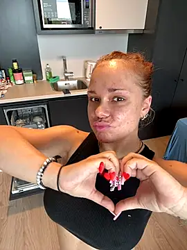 PennyPrincess online show from October 15, 9:09 am