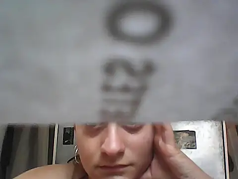 Snapshot of indierotic chatting on January 4, 1:53 pm indierotic online show from January 4, 1:53 pm