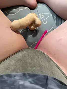 katcclovea online show from February 6, 5:01 am