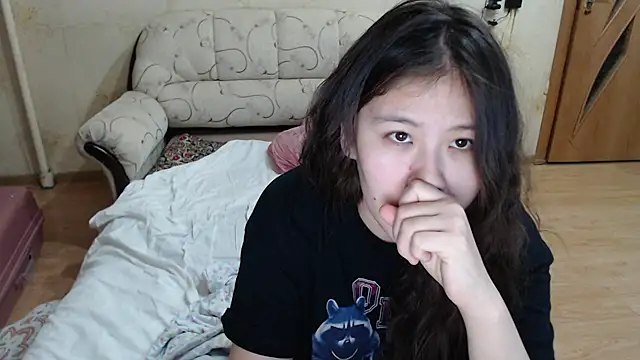 Snapshot of Riz_girl chatting on March 17, 6:44 pm Riz girl online show from March 17, 6:44 pm