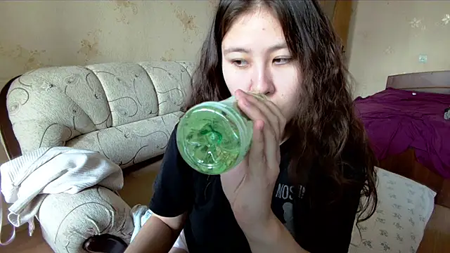 Snapshot of Riz_girl chatting on March 23, 9:35 am Riz girl online show from March 23, 9:35 am