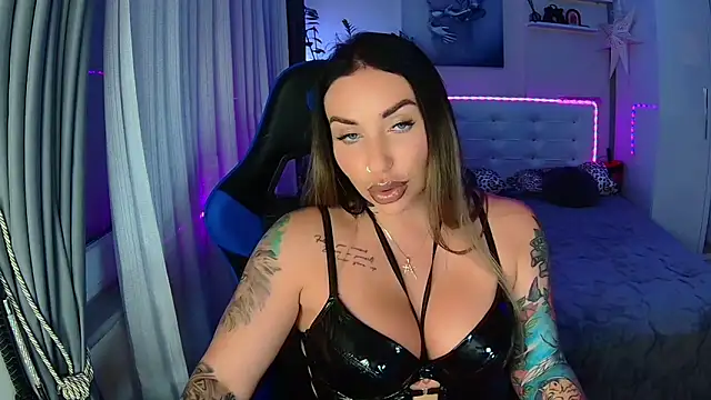 Snapshot of cokeyspeed69 chatting on October 22, 10:26 am cokeyspeed69 online show from October 22, 10:26 am