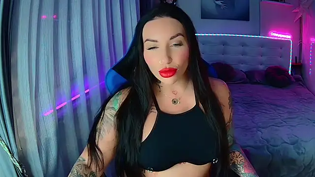 Snapshot of cokeyspeed69 chatting on December 17, 10:32 am cokeyspeed69 online show from December 17, 10:32 am