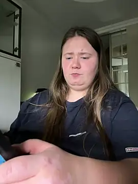 remirann  online show from January 9, 5:00 pm